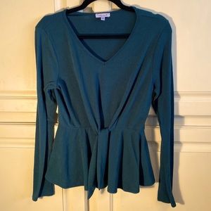 Beautiful White Birch forest green top.  Size medium